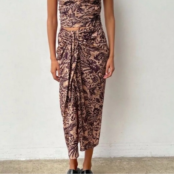 Zara matching set crop top and midi skirt size xs - Picture 3 of 11